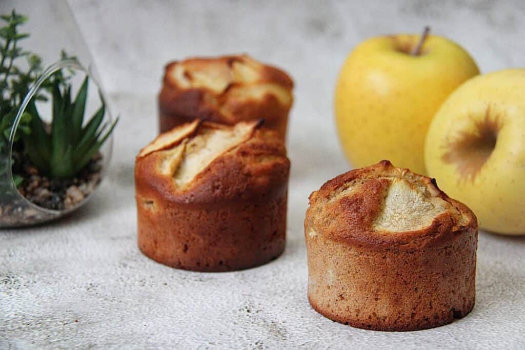 Muffins à la compote de pomme : recettes, astuces et variantes pour tous 4 Muffins à la compote de pomme temps de cuisson