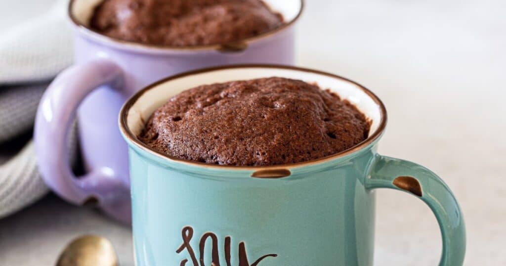Mug cake sans œuf : toutes les recettes qui marchent vraiment 3 Mug cake sans œuf au chocolat