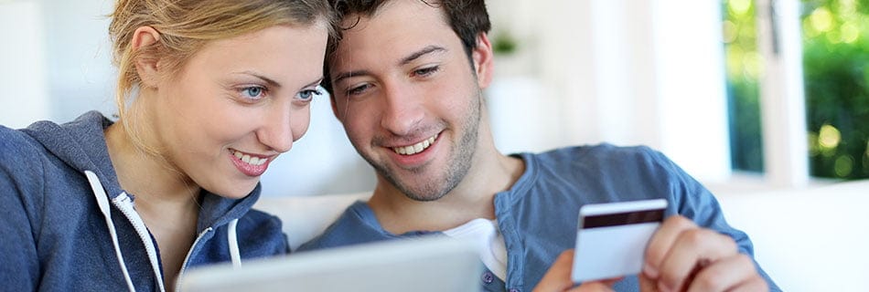Online shopping couple