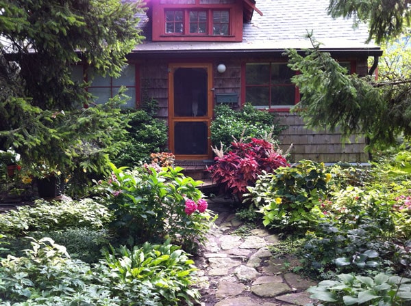 Wards Island Toronto garden 