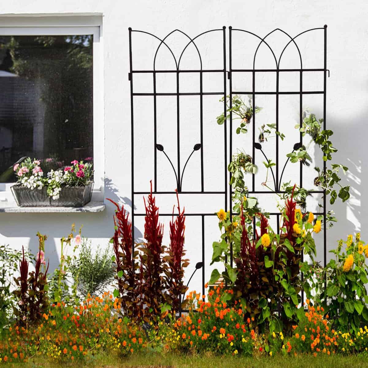 4 Pack Metal Garden Trellis with Rustproof Feature and Sturdy Iron Construction, Climbing Plant Support for Outdoor, Easy Assembly, Black | Aosom.com