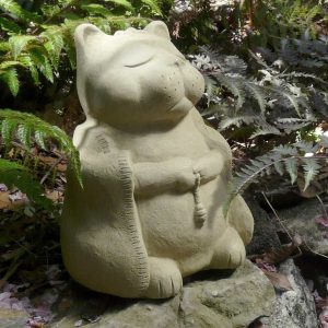 concrete Buddha cat