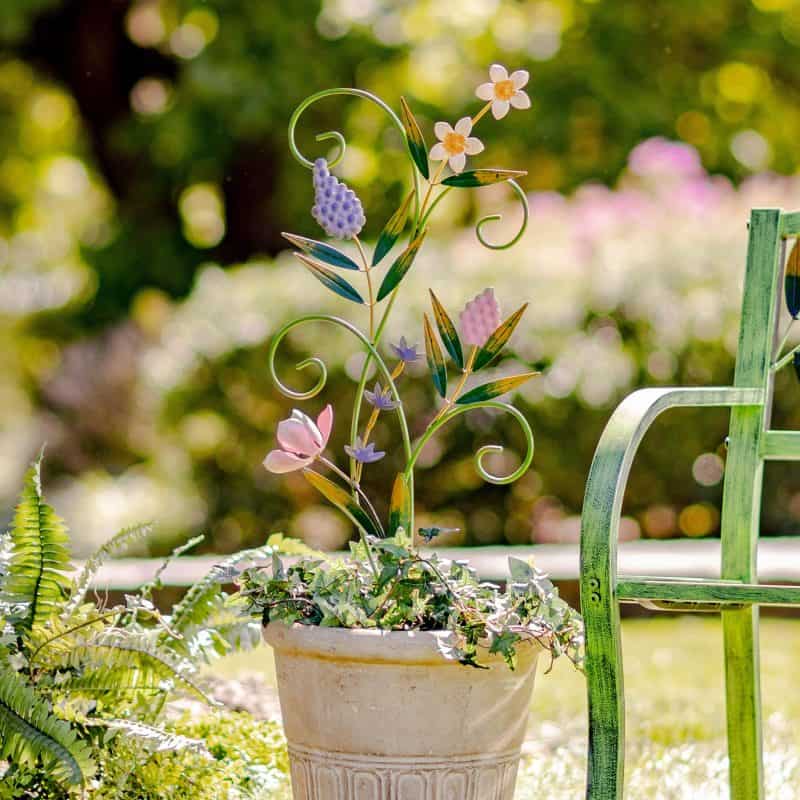 Spring Blooms Metal Garden Stake | Garden Arty
