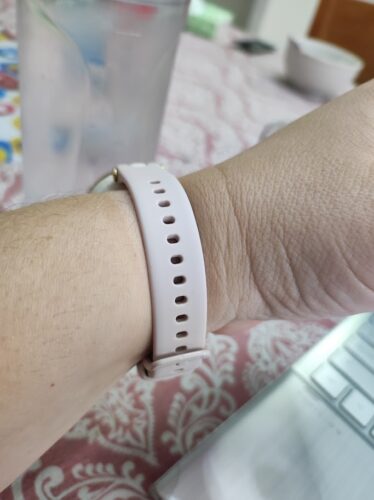 רצועת סיליקון לשעוני Garmin Lily גרמין לילי בצבע Pink photo review
