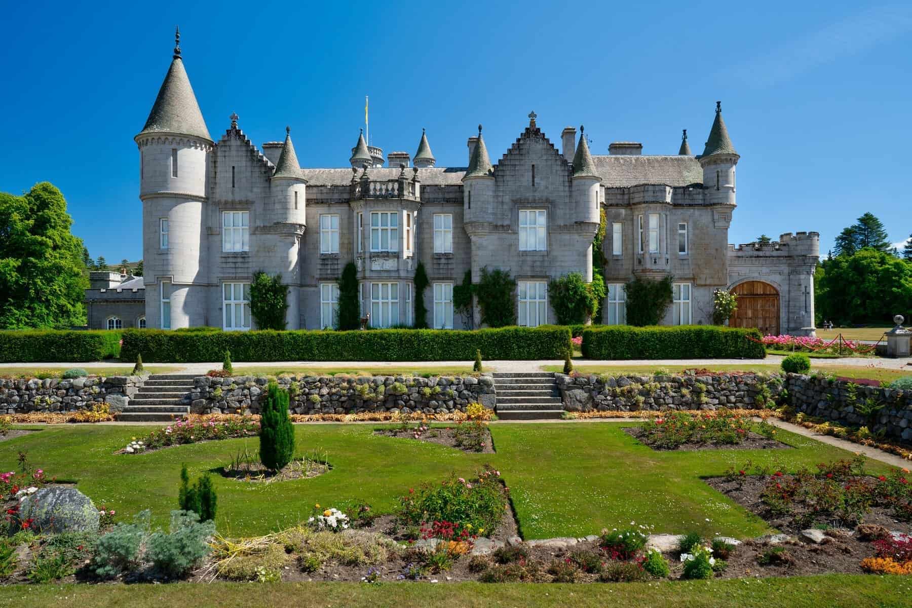 Berømte slotte i Skotland — Balmoral the royal gardens scotland