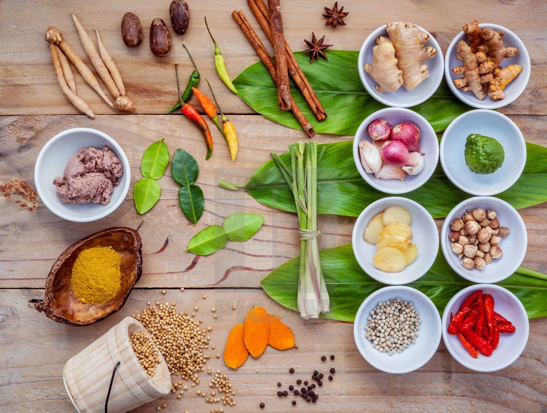Thailandsk mad og 40 lækre thai retter 9 Krydderier og ingredienser i Thai mad