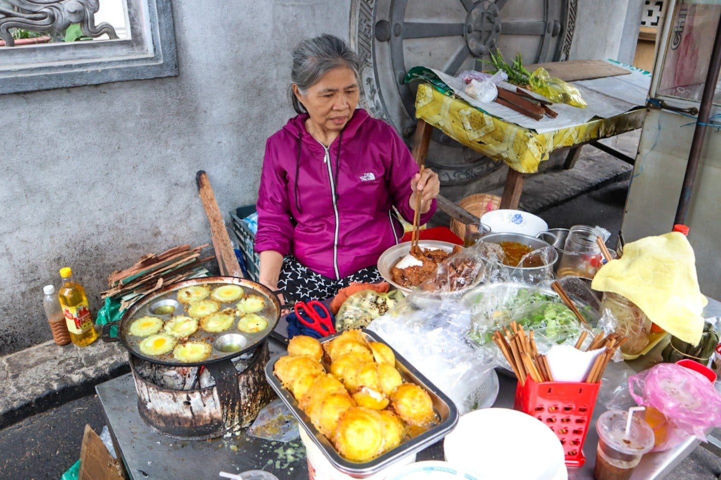 Den lækreste mad fra Vietnam, 21 uimodståelige vietnamesiske retter 1 mad fra Vietnam — Vietnamesisk street food