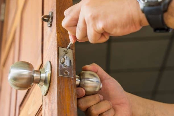 A Quick Explanation Of Locksmith Dc Servleader