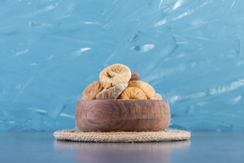 Anjeer Fruit: The Perfect Snack For Weight Loss And Digestive Health 3 Anjeer In Controlling Cholesterol
