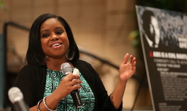 Hydeia Broadbent, Prominent Hiv Activist Since Childhood, Dies Aged 39