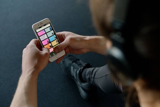 Full Copywright On Music Streaming Platfroms— How It Works