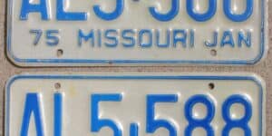 Missouri 1975 car license plate pair #AL5-588
