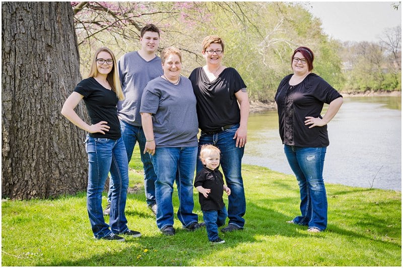 Fort Wayne Family Photographer - Kasey Wallace Photography - www.kaseywallacephoto.com