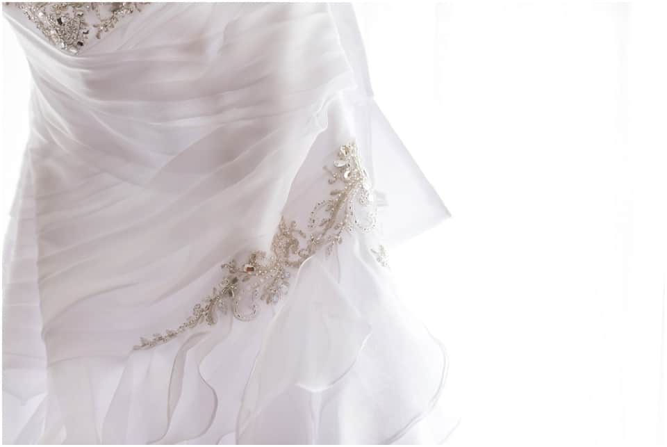 Fort Wayne Weddings, Fort Wayne Bride, Wedding Dress, The Shiloh, Shiloh Hall, Outdoor Wedding, FallWedding, Fort Wayne Wedding Photography, Kasey Wallace Photography www.kaseywallacephoto.com