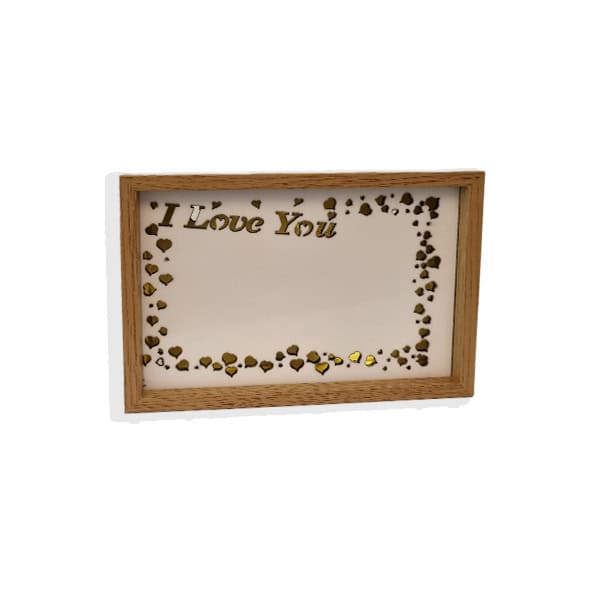 מסגרת שחורה לתמונה מעץ עם תאורה ועם הקדשה “I LOVE YOU” - Image 2