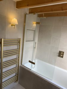 accent bathroom lighting