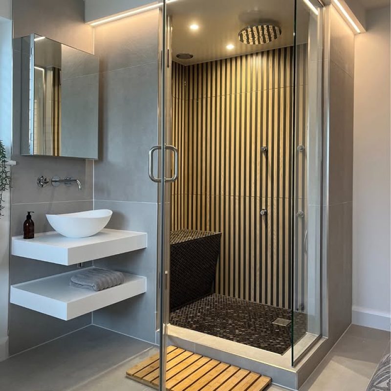 Luxury shower