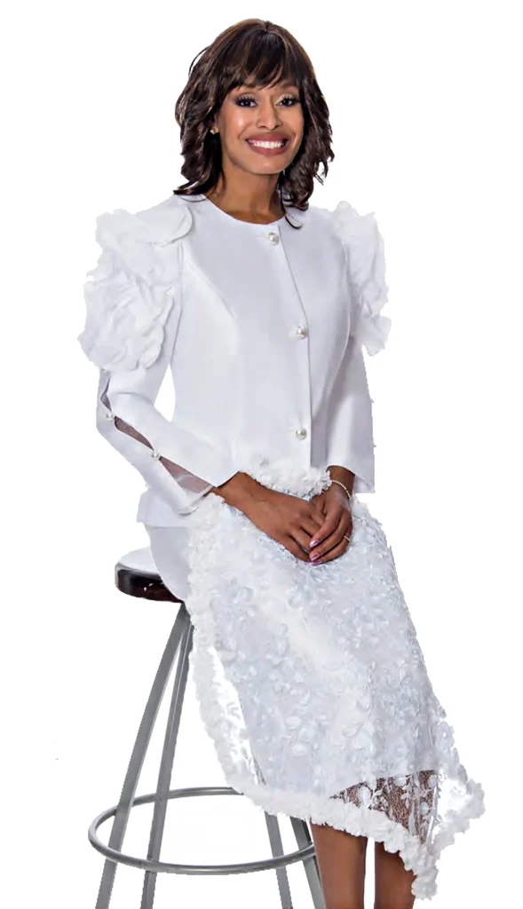 Should I Wear A Lap Scarf