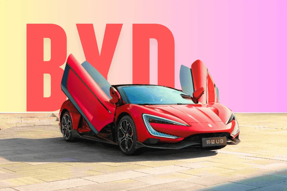 BYD Yangwang U9 in red color