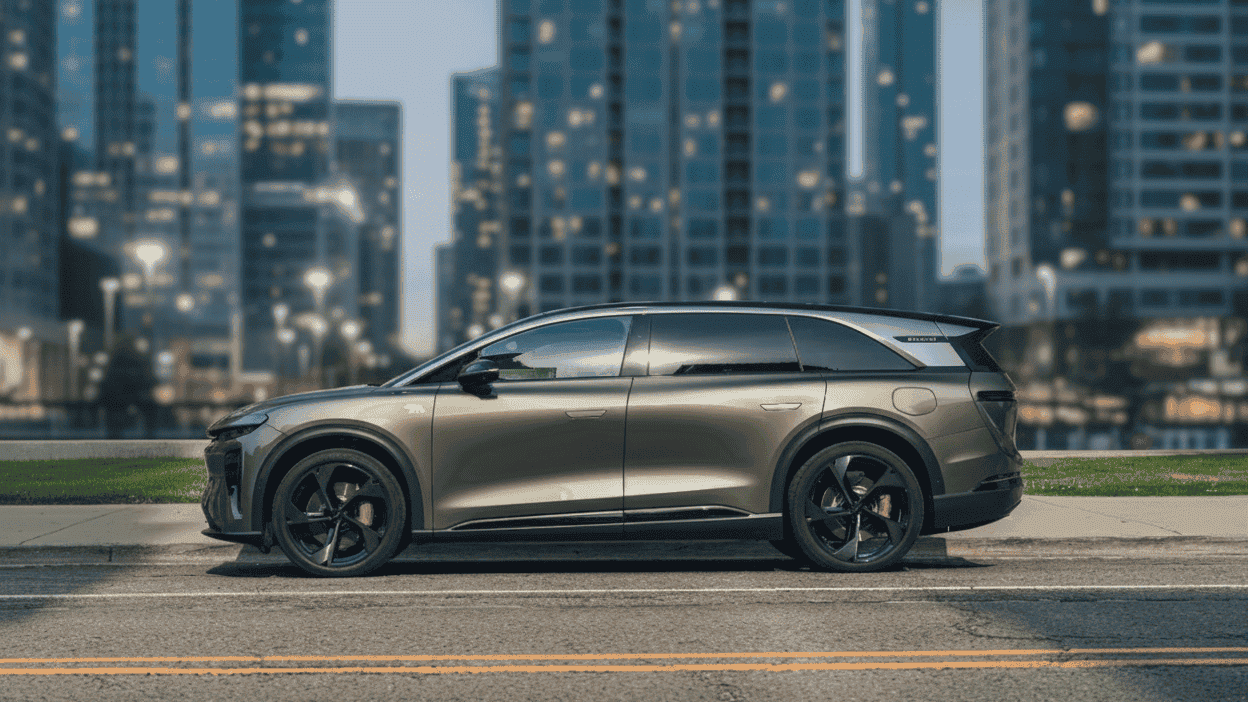 2026 lucid gravity side look
