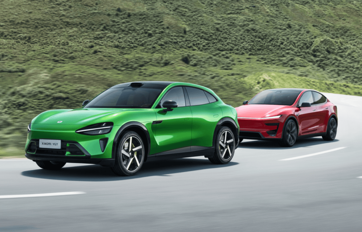 Xiaomi YU7 and Tesla model Y on a road