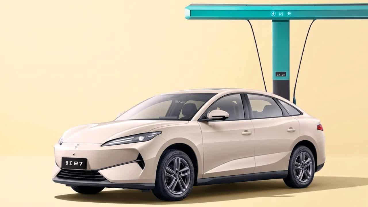 BYD Linghui e7 EV with 5-Minute Charging