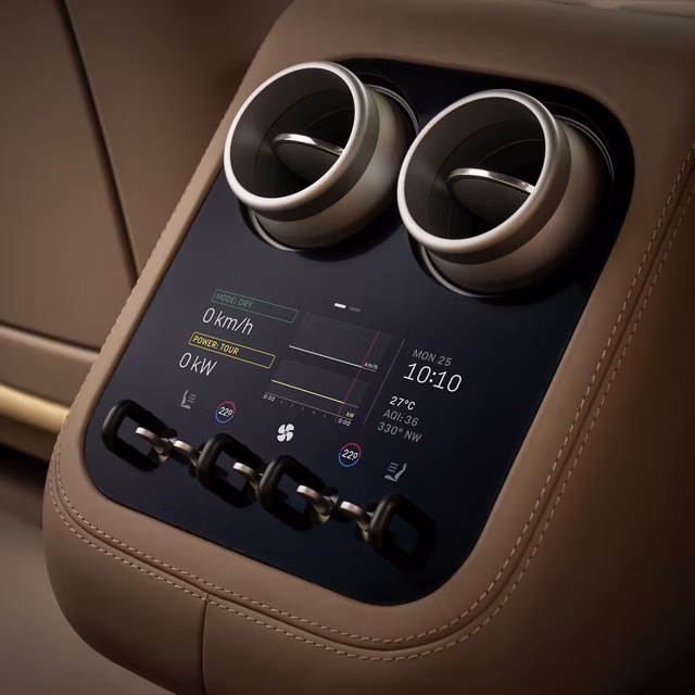 Ferrar_Luce EV rear ac