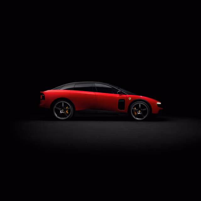 Ferrar_Luce EV_side