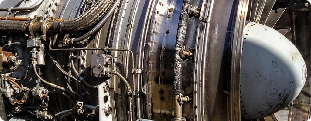 side profile of airplane engine