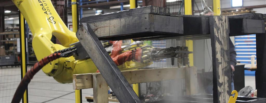 die lubrication application in a forging setting using robotic automation