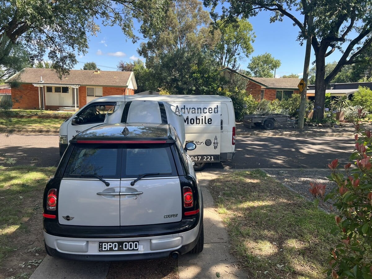 Mini getting air conditioning service in O'Connor