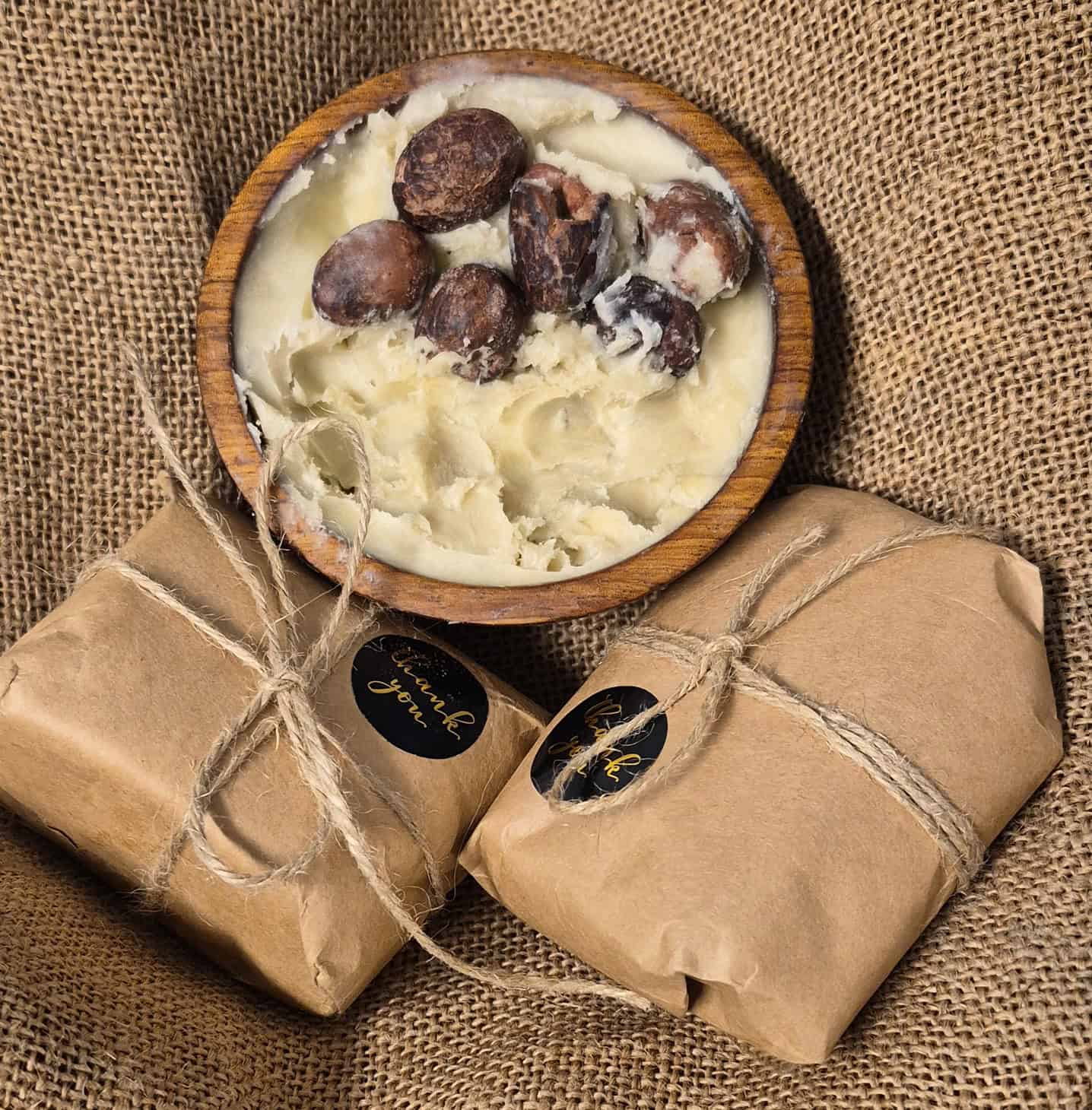 Raw Sheasmör från Afia Organic i 150g burk