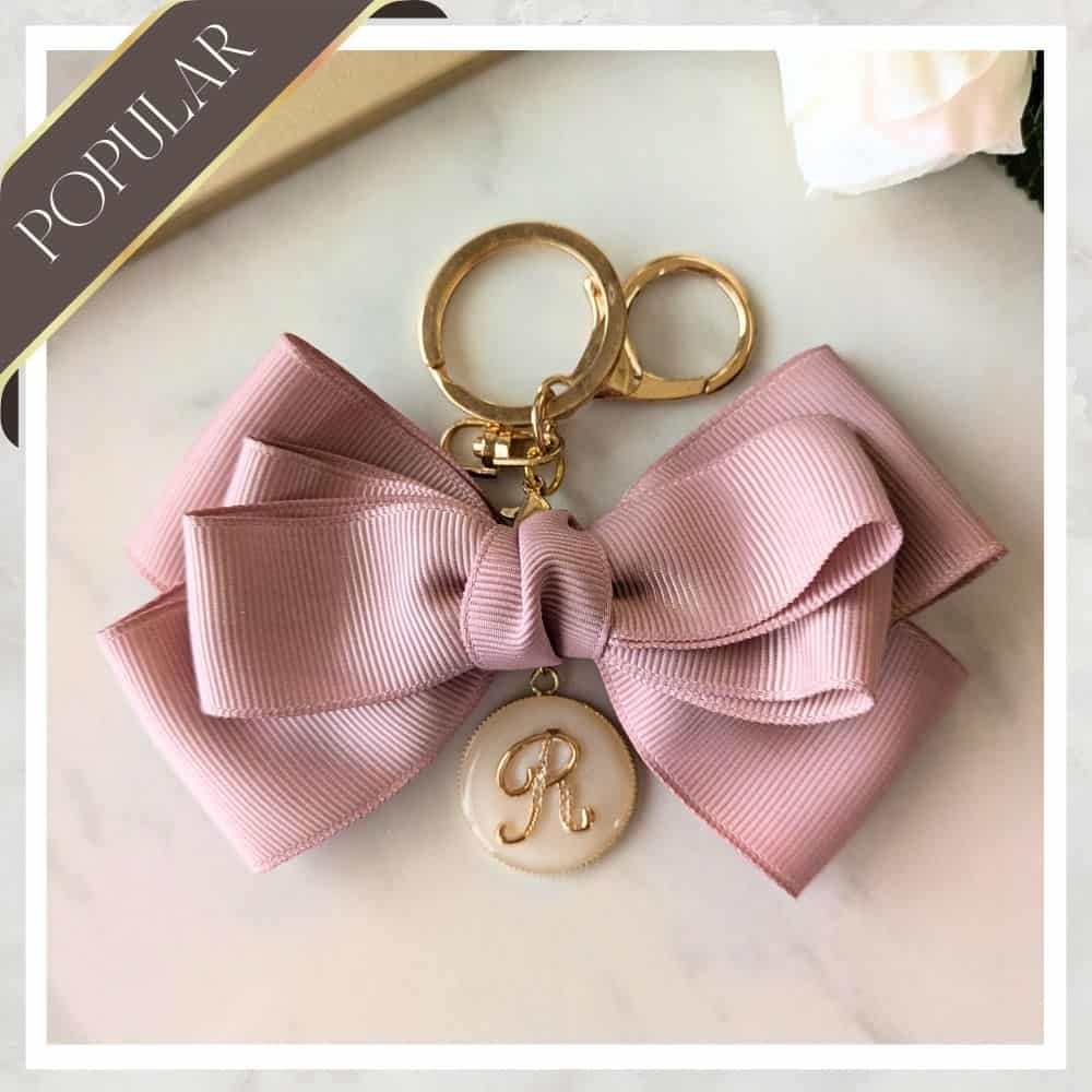 20色展開-イニシャルリボンチャーム(ビッグサイズ)