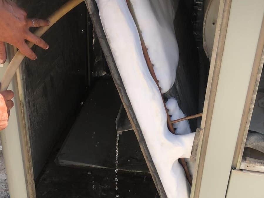 كيفية إزالة الثلج من المكيف المركزي