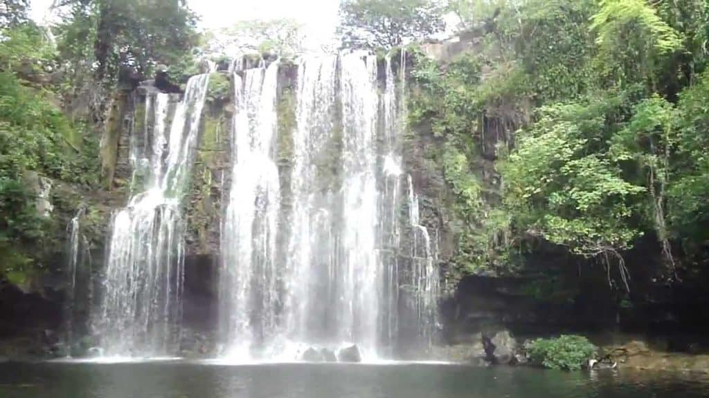 Costa Rica adventure to Llanos de Cortez Waterfall
