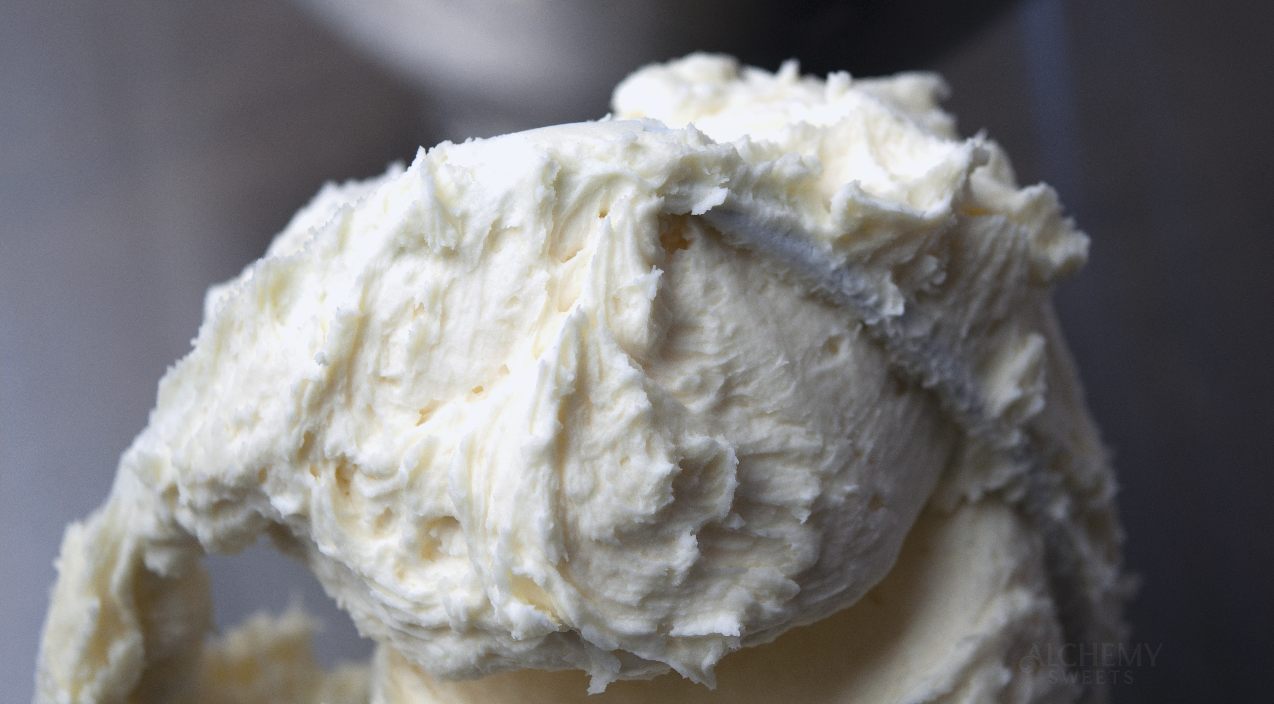 Easy Buttercream Recipe for Flower Piping