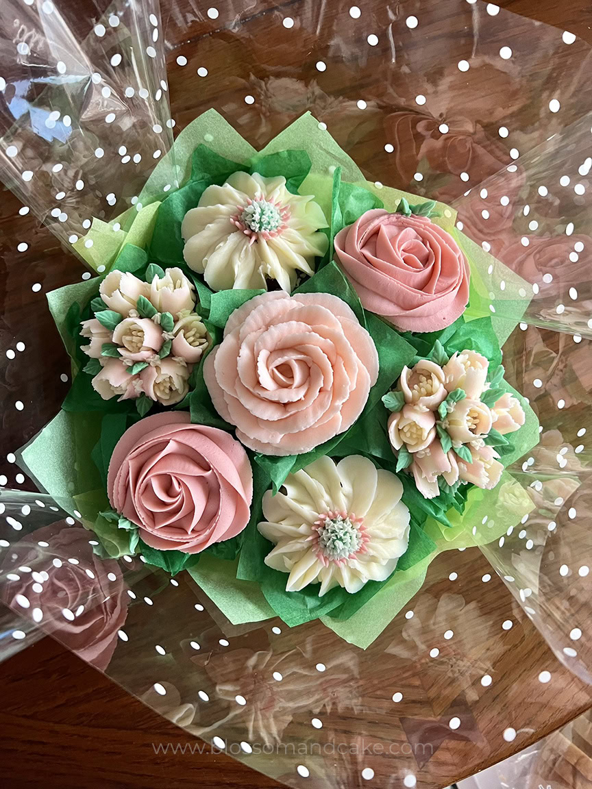 Step-by-Step Guide to Cupcake Bouquets: Easy Assembly