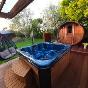Jacuzzi 8 Locuri – Hibrid Lemn + Electric pentru Exterior