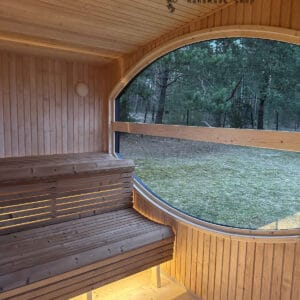 Sauna cu banci din thermowood si iluminare LED