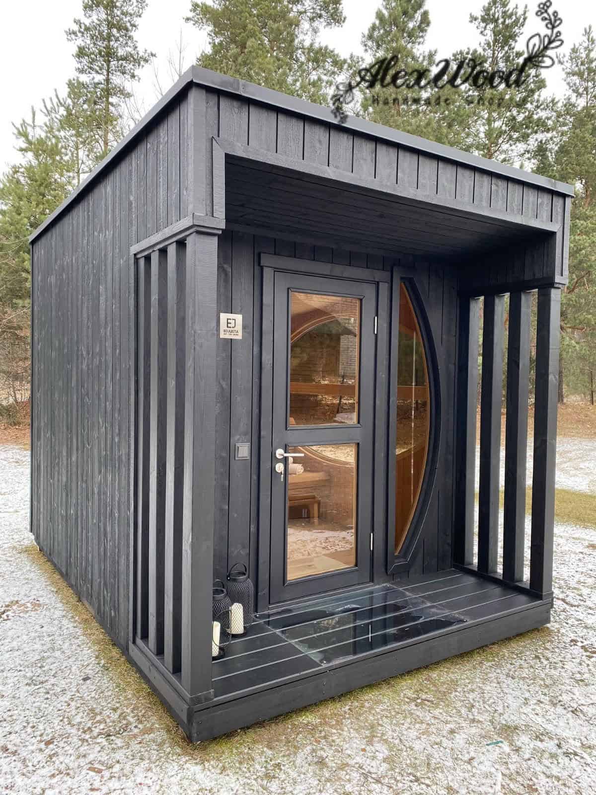 Sauna cu usa din lemn si geamuri calite