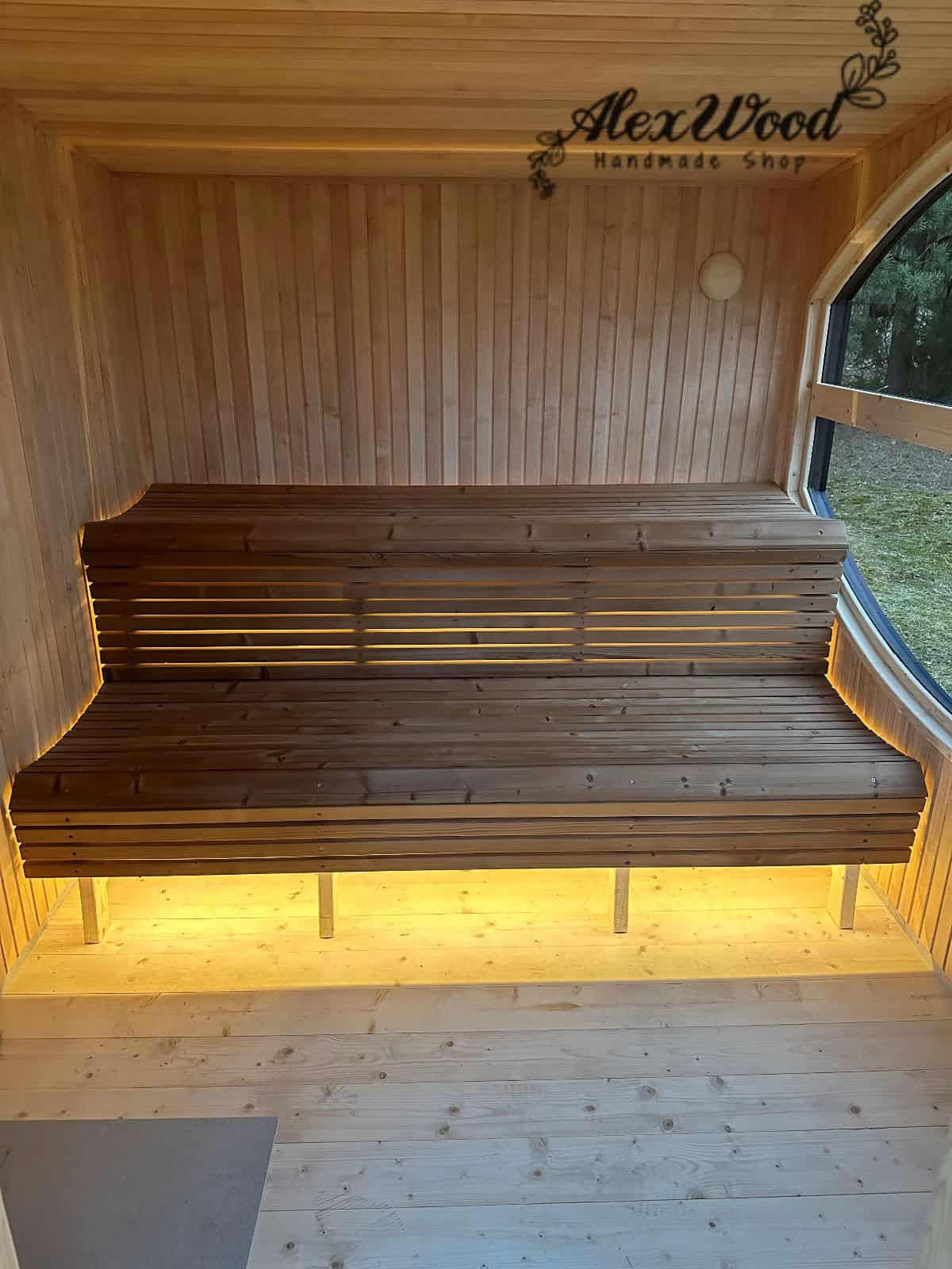 Sauna cu banci din thermowood si iluminare LED