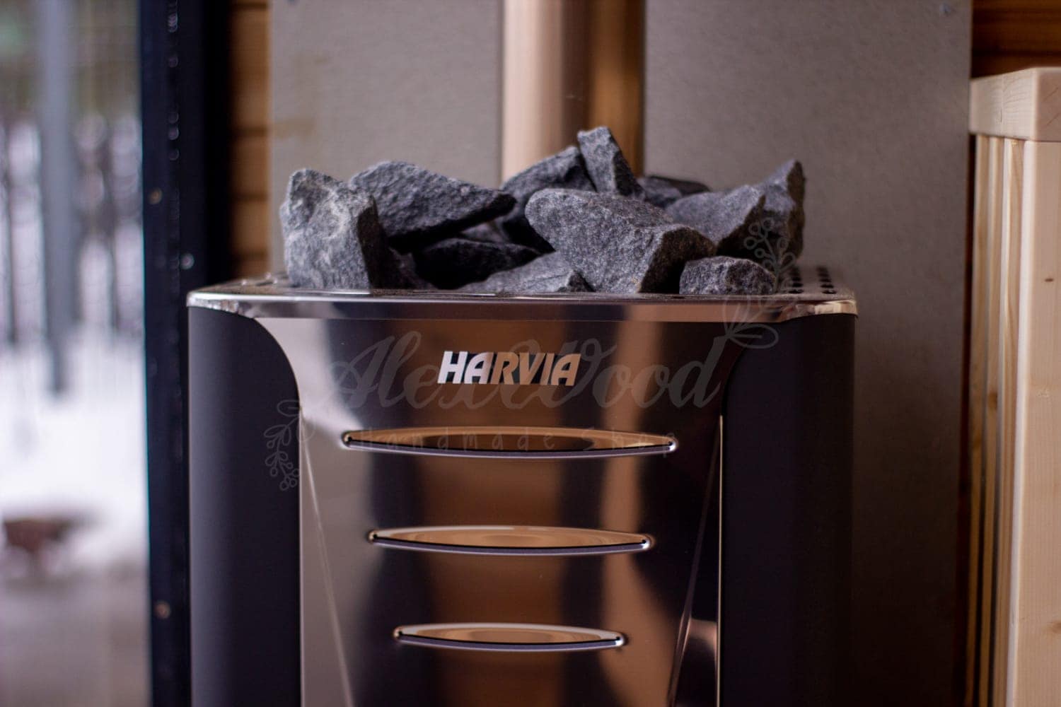 Sauna cu incalzitor Harvia cu piatra vulcanica