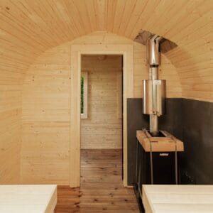 Sauna cu forma iglu, lemn de molid si soba pe lemne