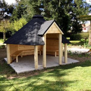 Cabana gratar deschisa 9.2 mp pentru gradina sau curte