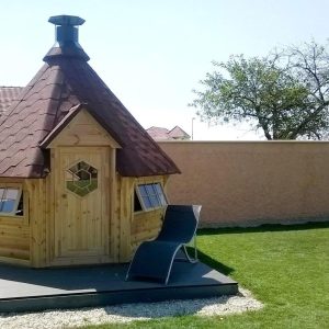 Cabana rustica 6.9 mp cu aspect compact si design traditional