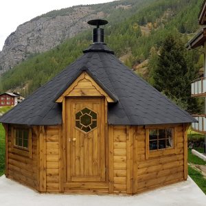 Cabana rustica spatioasa pentru 14–20 persoane