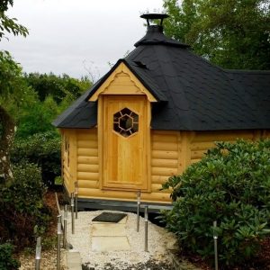 Cabana gratar 9.2 mp cu extensie 1.8 m din lemn de pin