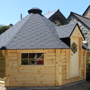 Cabana gratar 16.5 mp cu extensie 1.8 m din lemn de pin