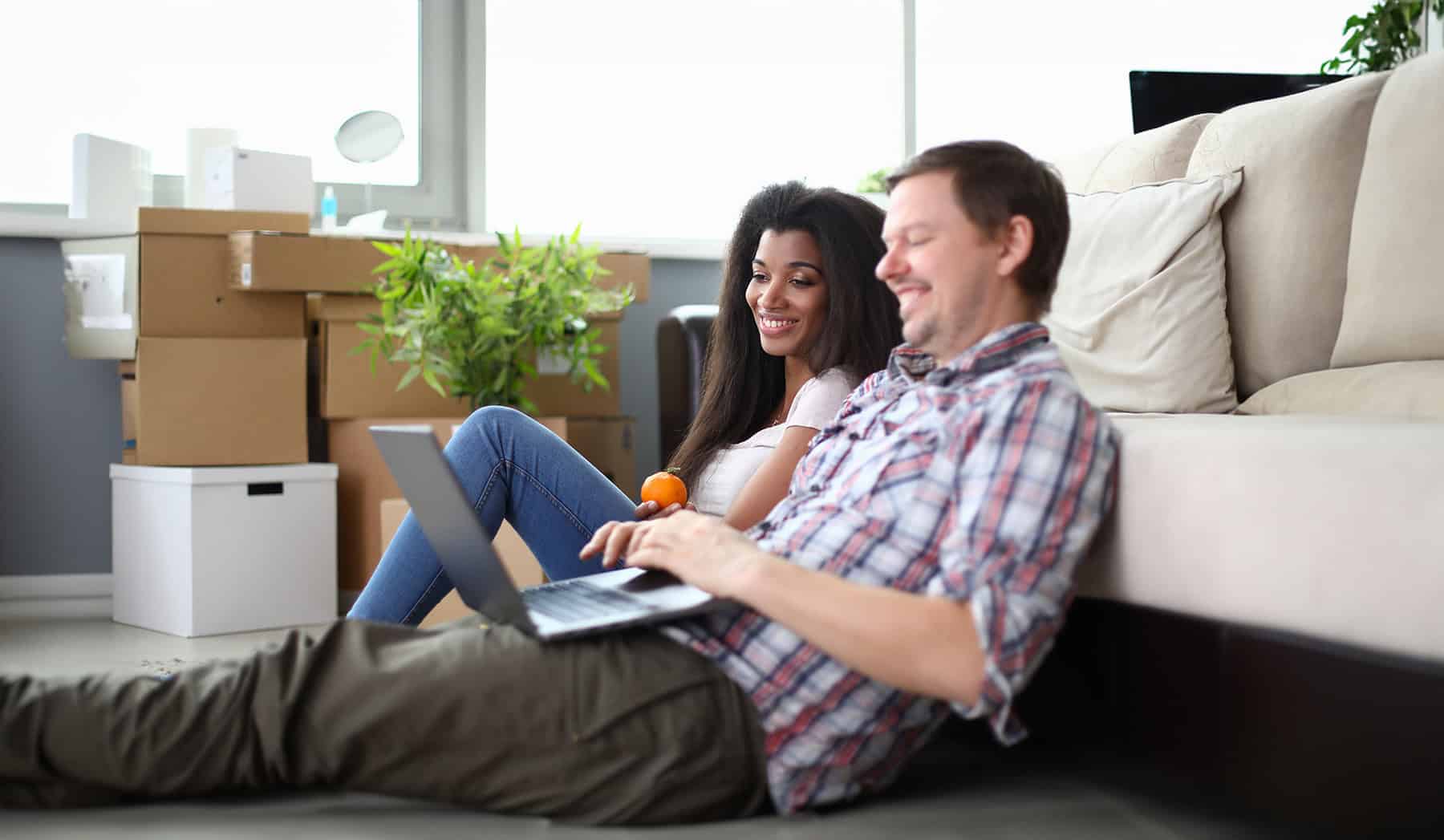 Negocios rentables desde casa en 2025: ideas, tecnología e inteligencia artificial