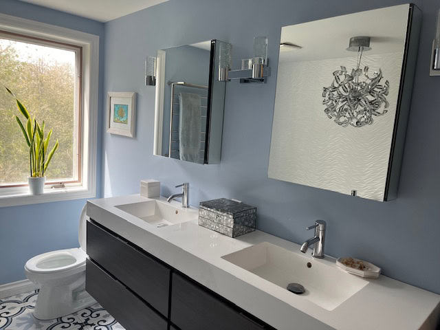 Celestine bathroom